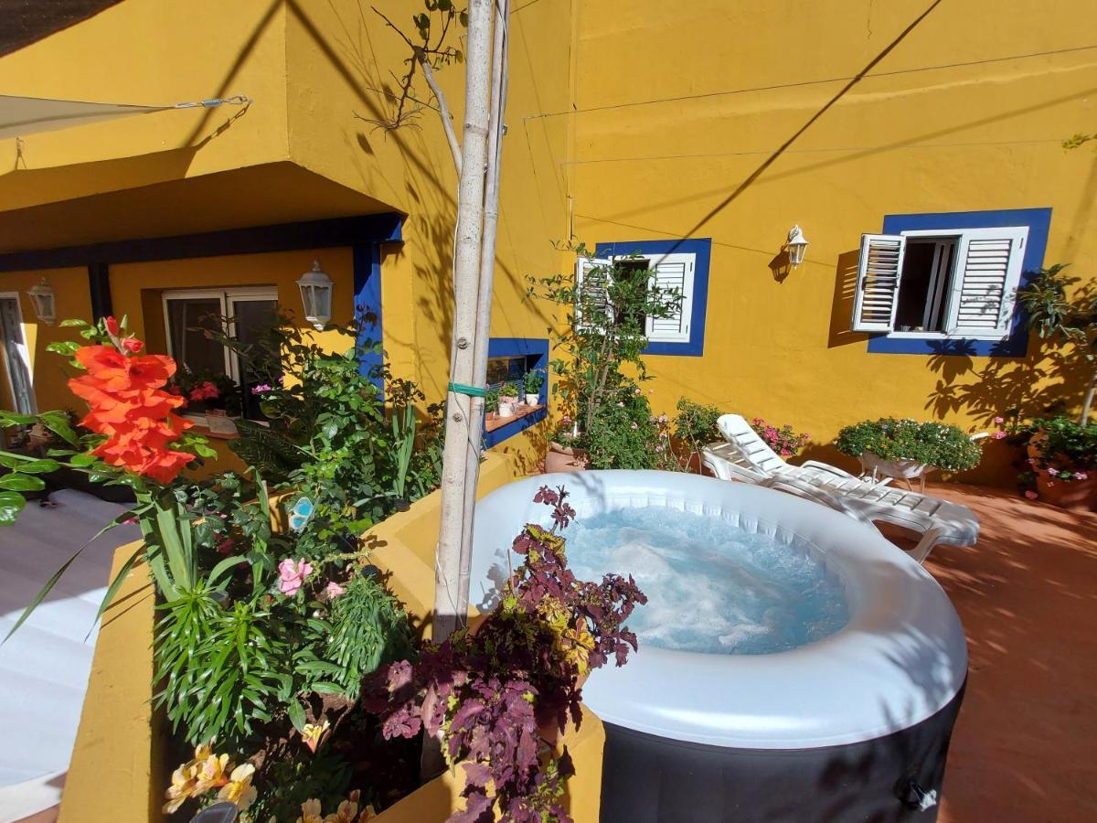 Casa Maestro Lelo - Acogedora Casa Rural Canaria Con Patios Y Jardines De Flores Las Palmas de Gran Canaria Kültér fotó